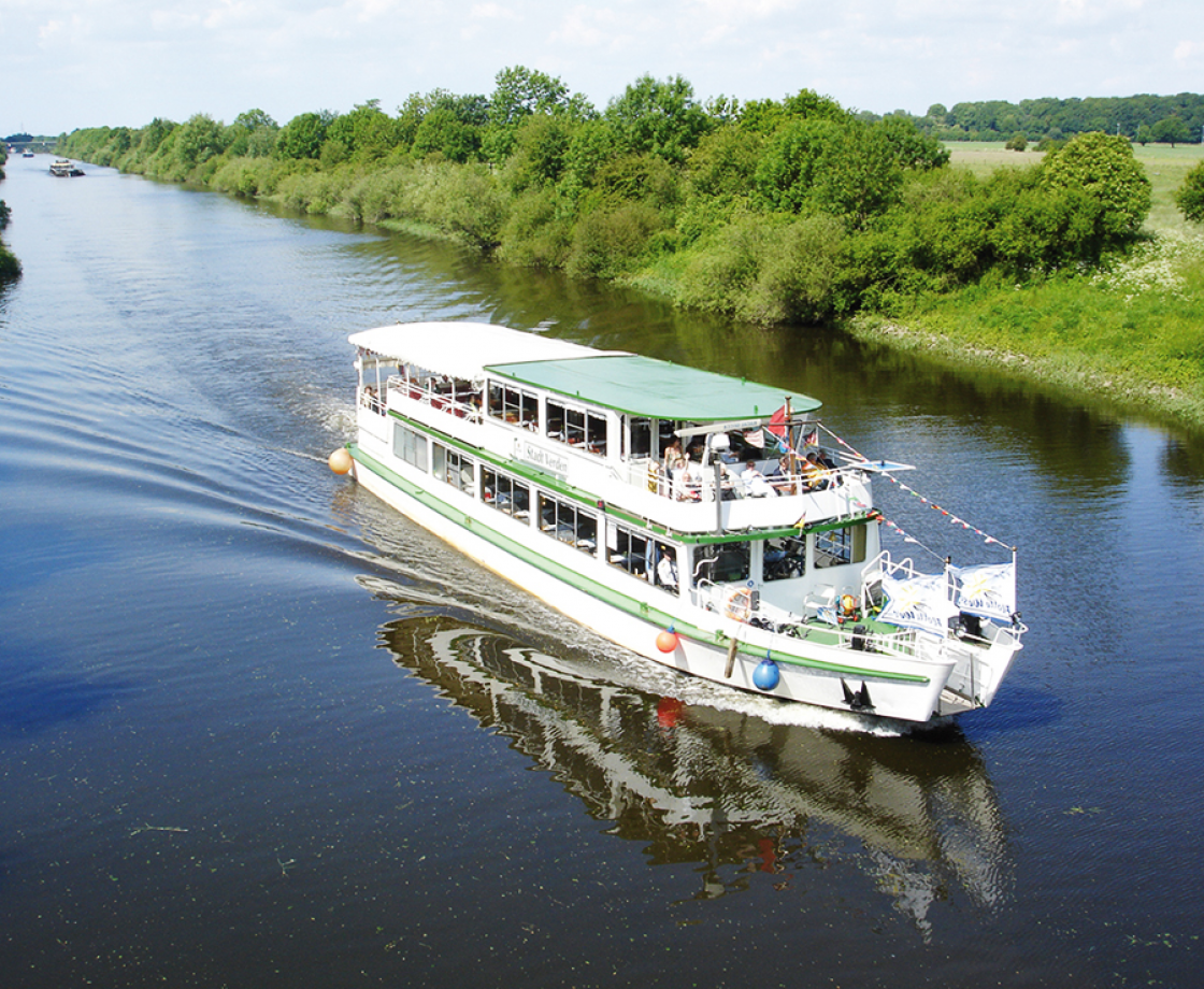 Fahrgastschiff Flotte Weser - Thöles Hotels & Gästehäuser